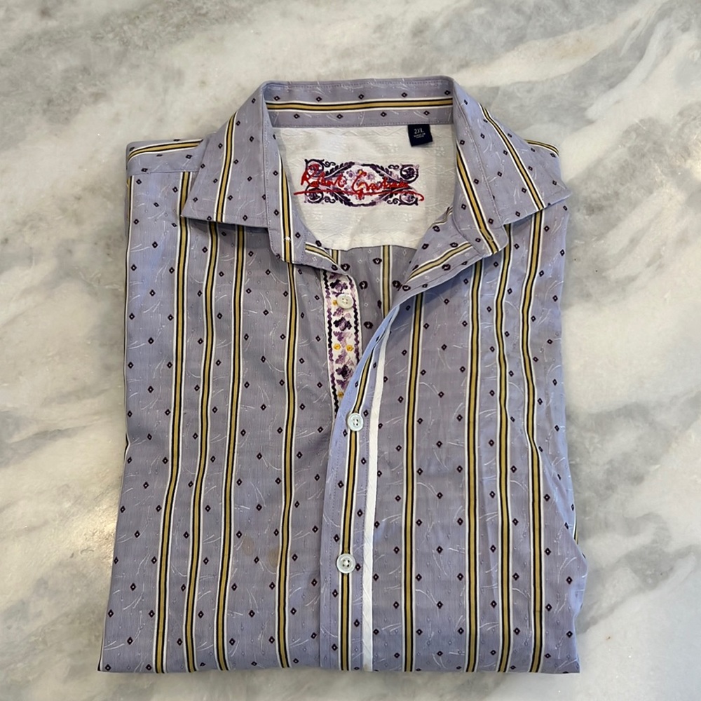 Robert Graham Men’s button-down, popped collar and sleeves, Size 2XL
